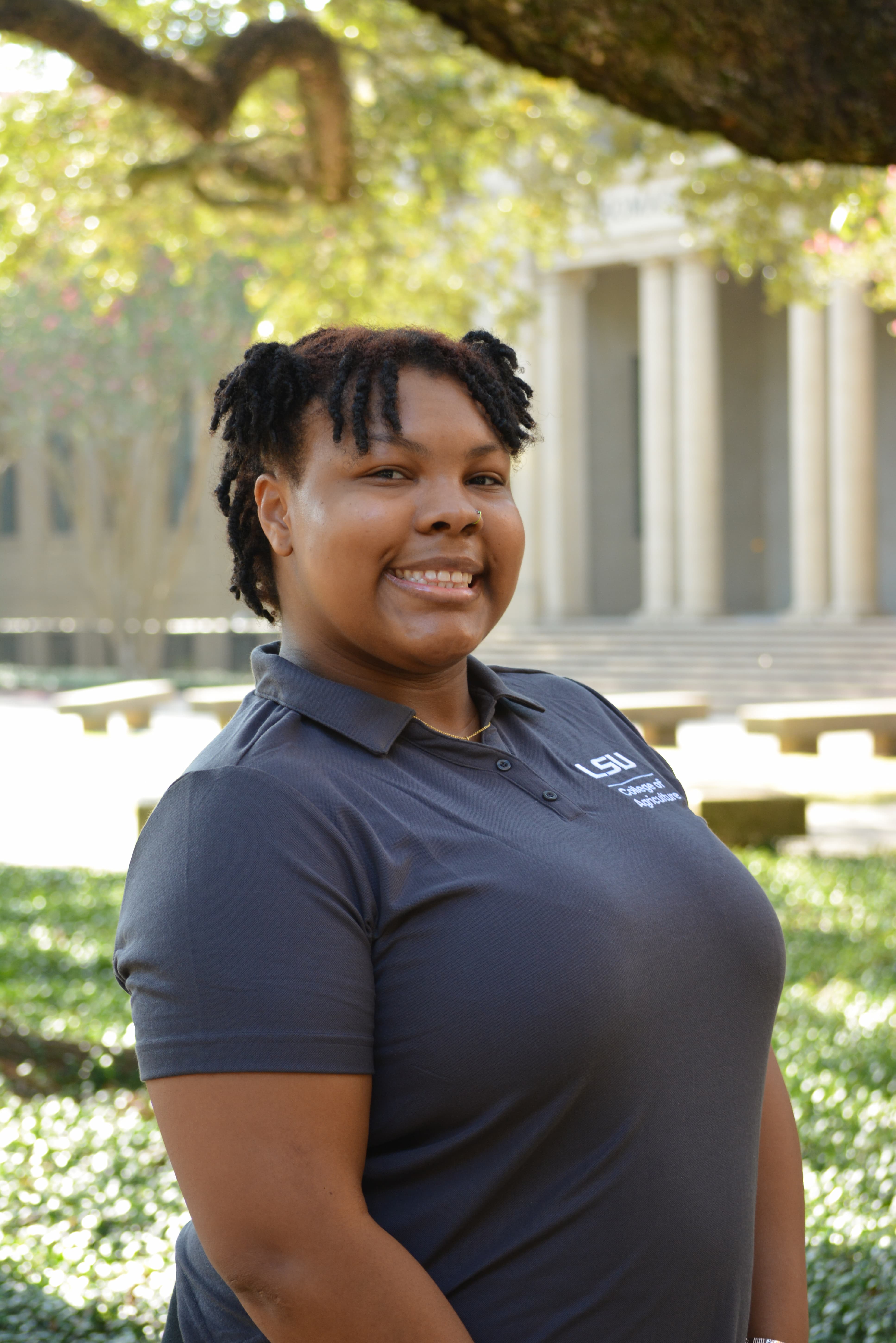 Erica Landrum Headshot