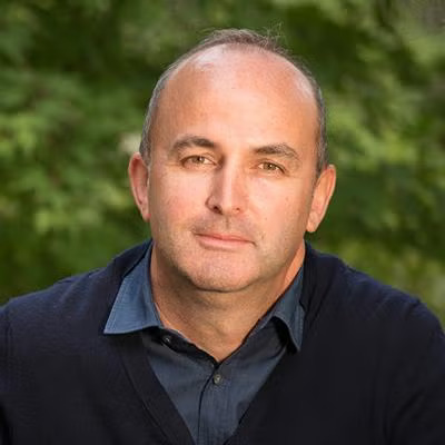 headshot of Martin Munro